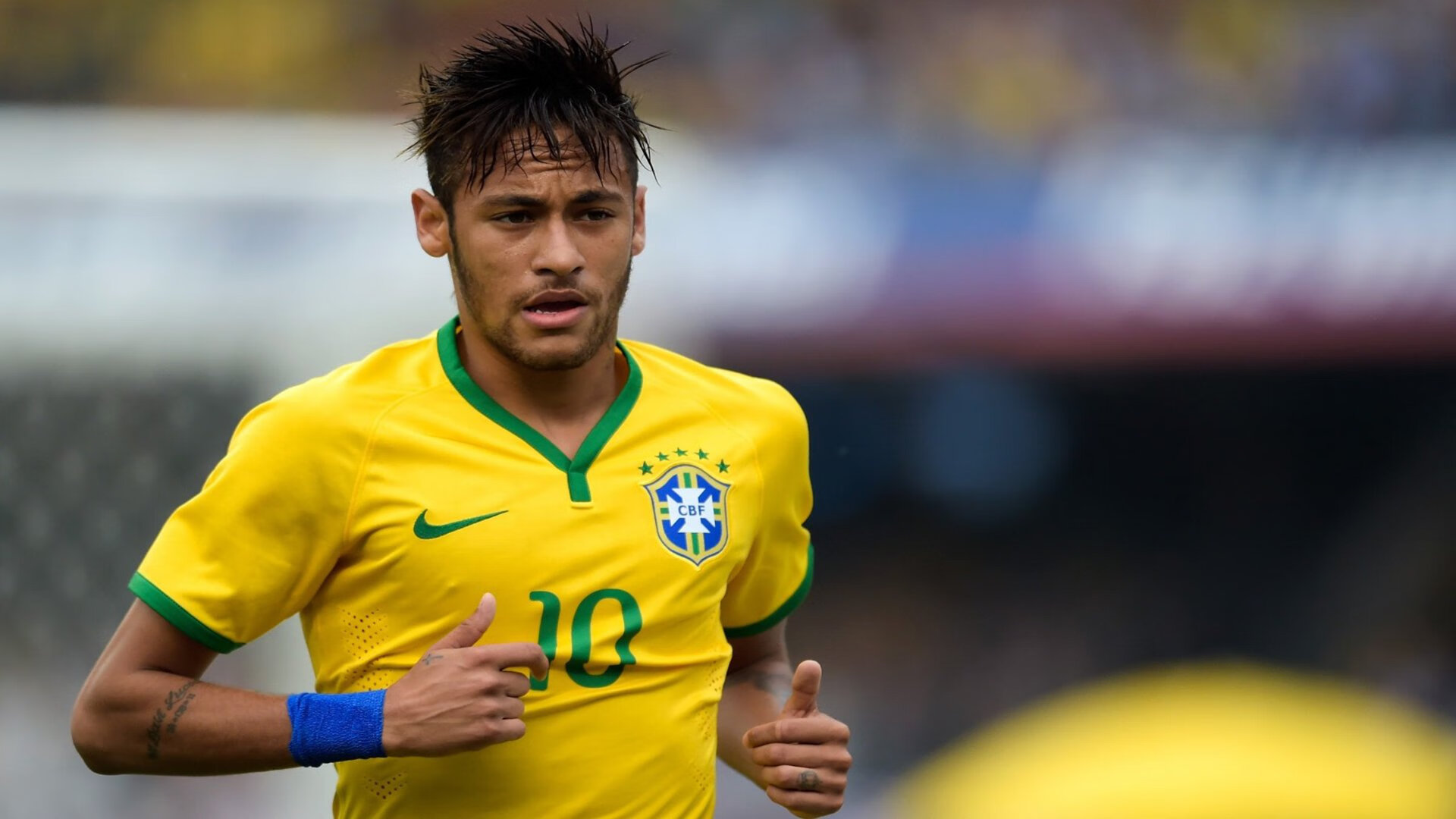 逆境中的“永不放弃”精神,激励无数球迷,在困难逆境中不放弃的励志人物