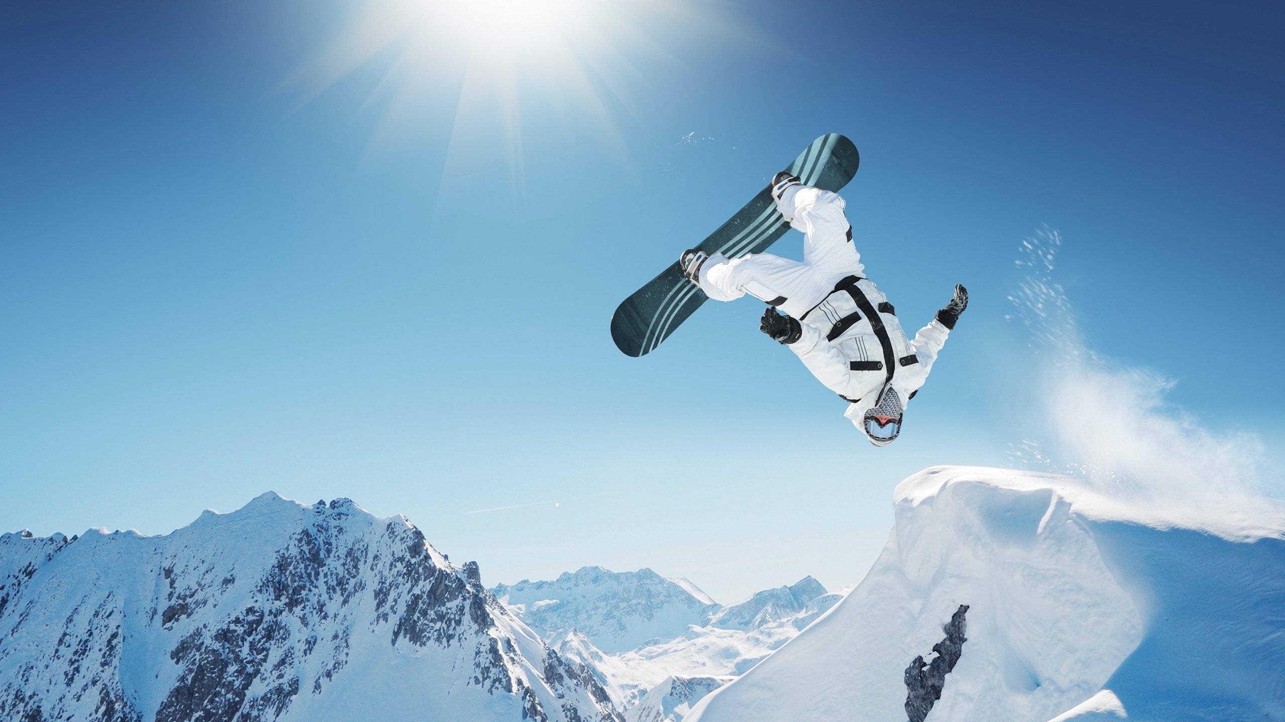 雄鹿翻盘热火，季后赛首轮中字母哥篮下统治全场，雄鹿公布字母哥